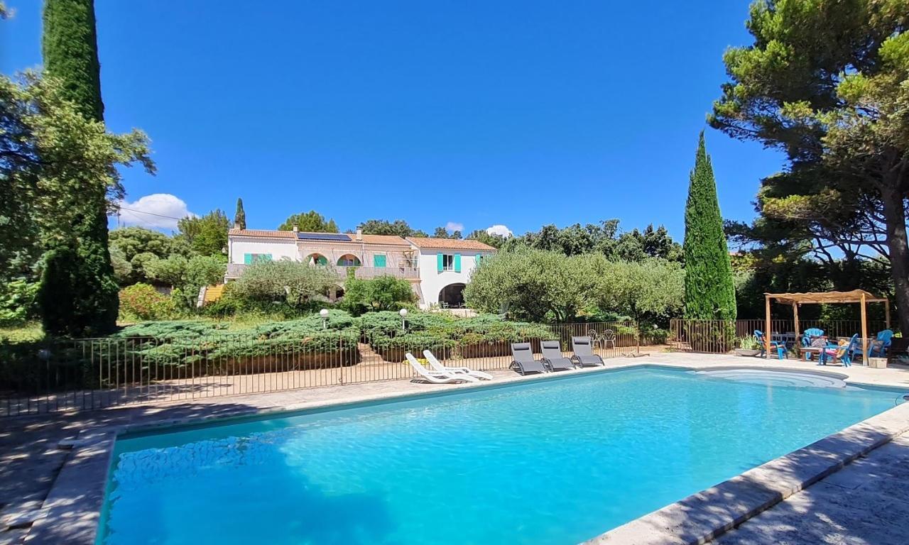 Hotel Domaine Colibri En Provence Pujaut Exteriér fotografie