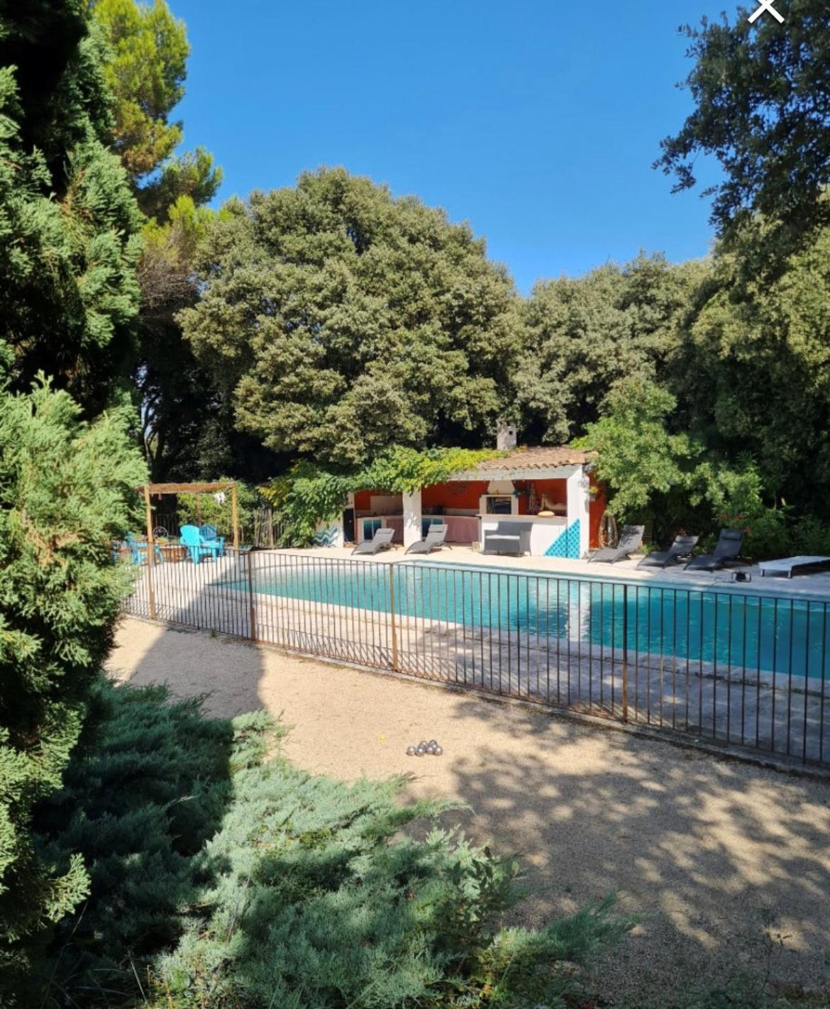 Hotel Domaine Colibri En Provence Pujaut Exteriér fotografie